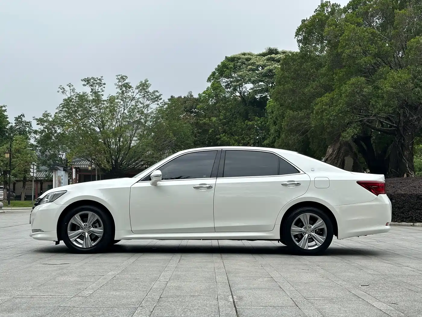 Toyota Crown 2015 2.0T Fashion фото 18