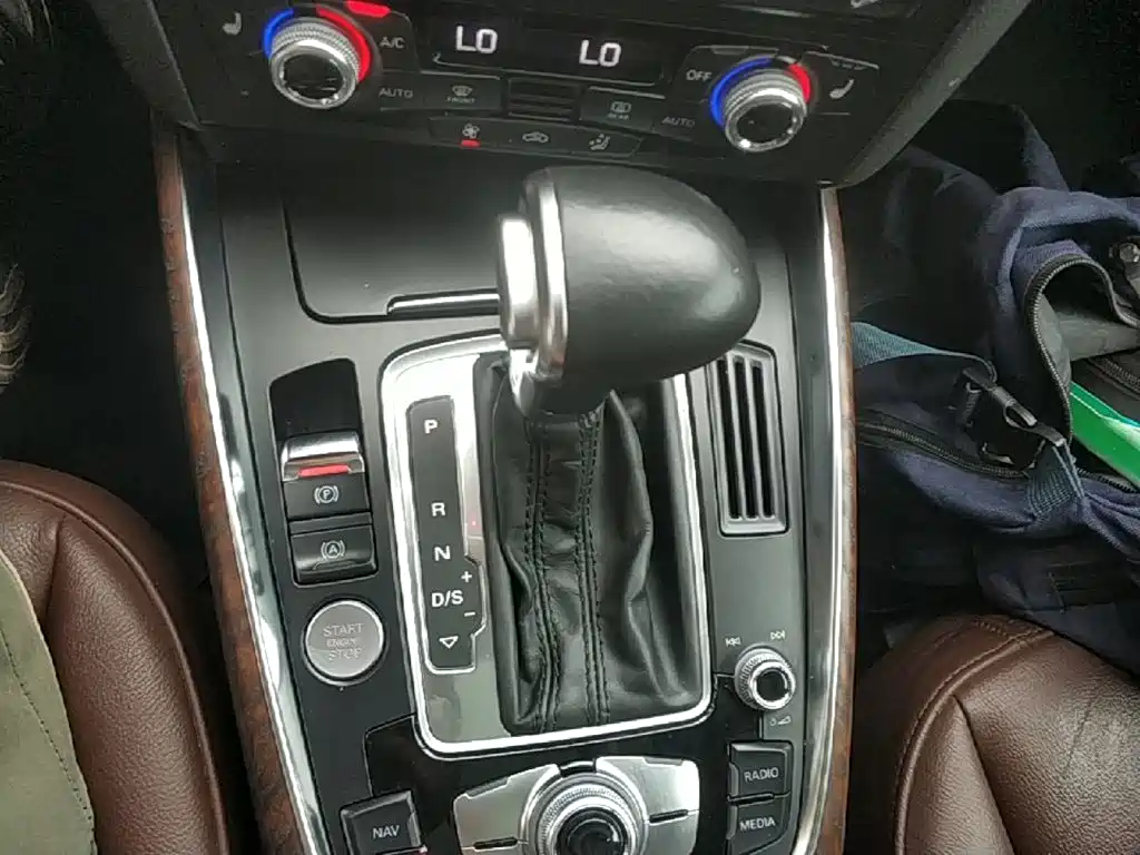 Фото 14 - Audi Q5