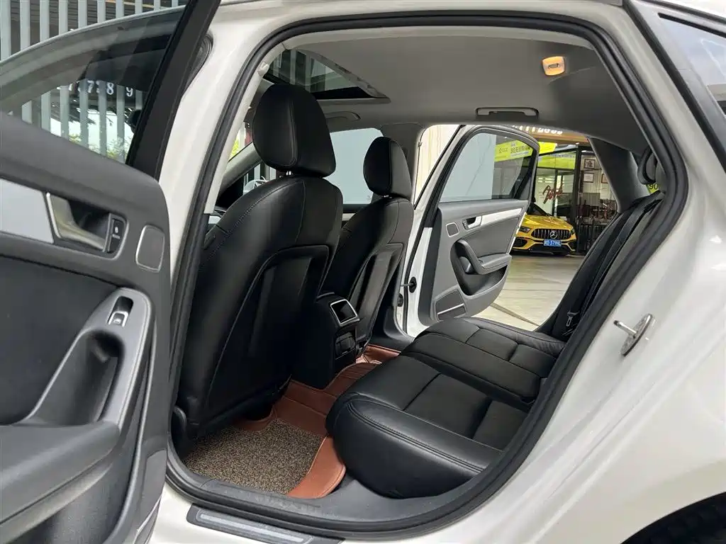 Audi A4L 2016 30 TFSI Collector's Edition Automatic Comfort фото 8