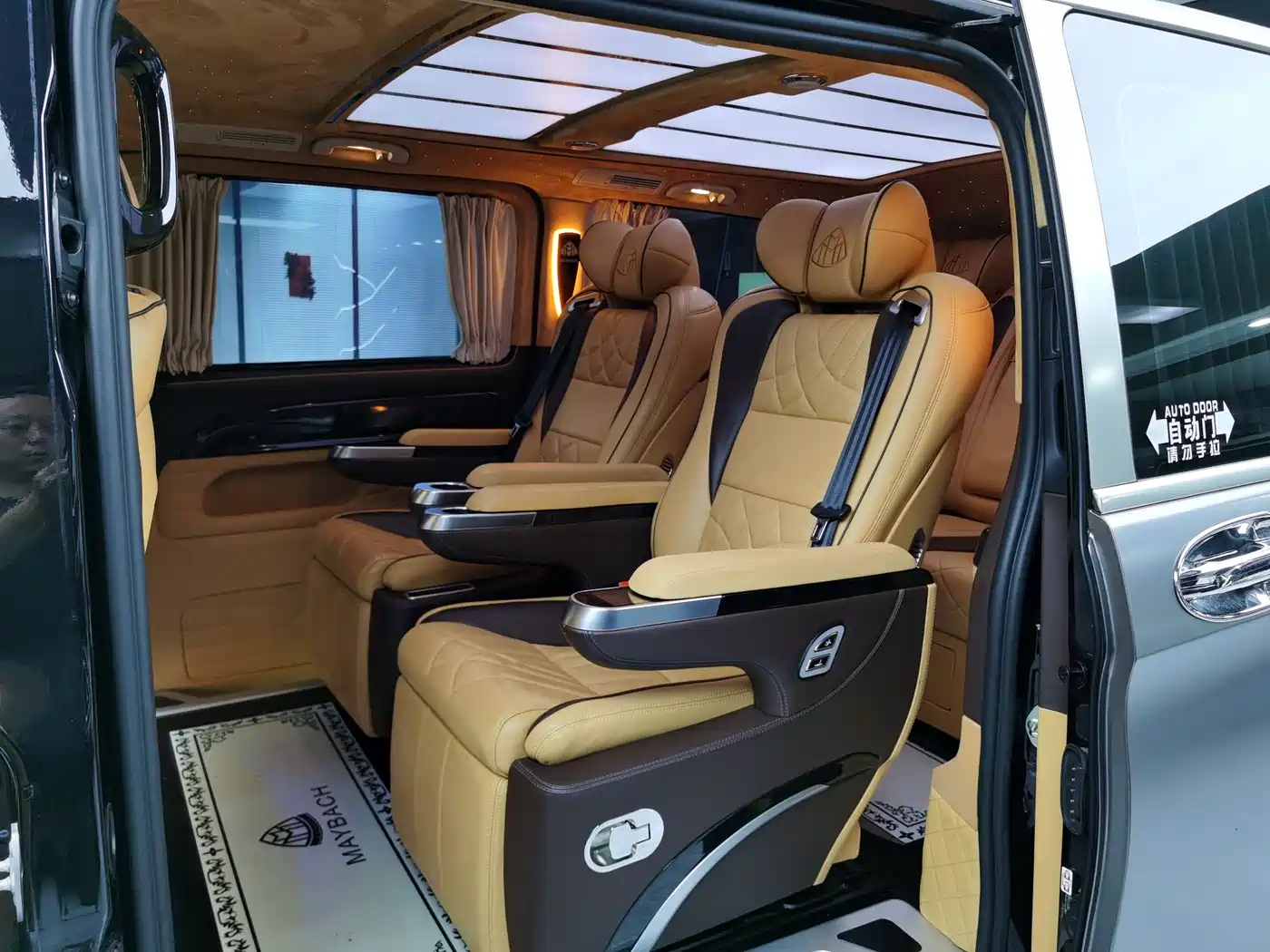 Mercedes-Benz Vito 2020 2.0T Business Edition (7-seater) фото 12
