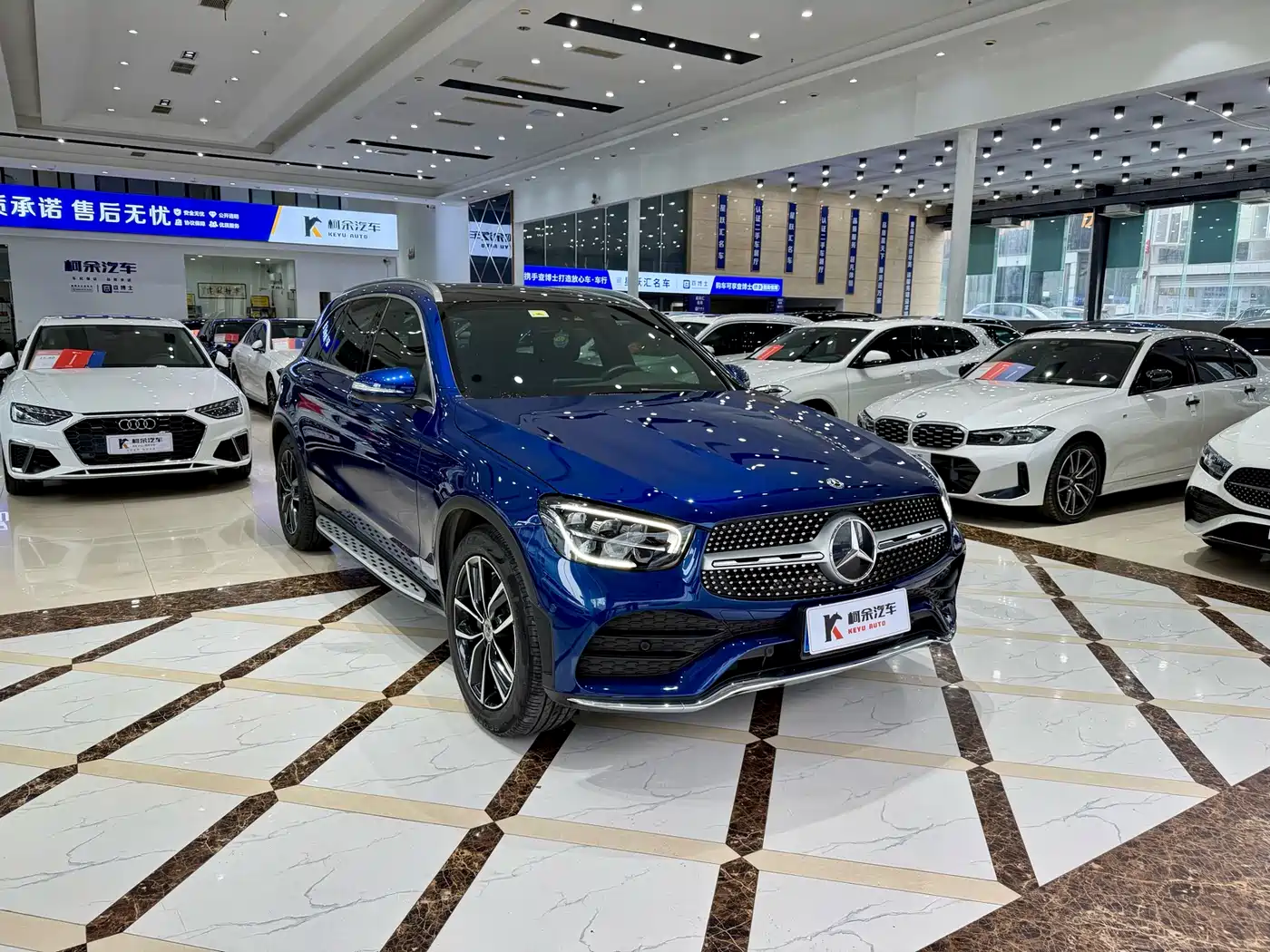 Mercedes-Benz GLC 2020 GLC 300 L 4MATIC Dynamic фото 4