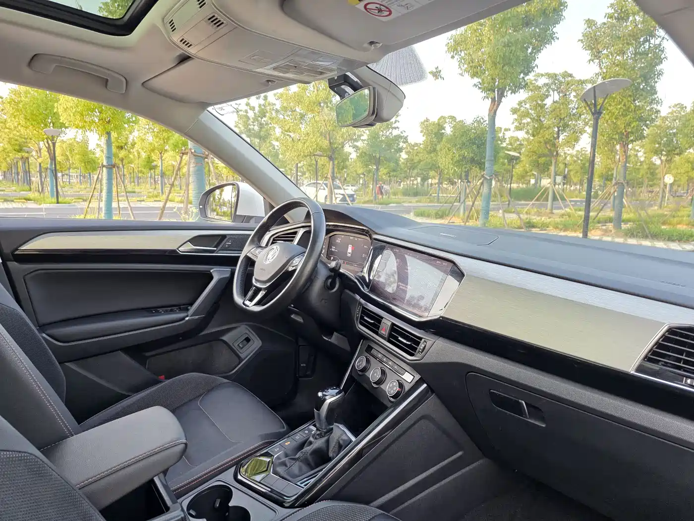 Volkswagen Tayron 2021 330TSI 2WD 30th Anniversary Edition фото 19