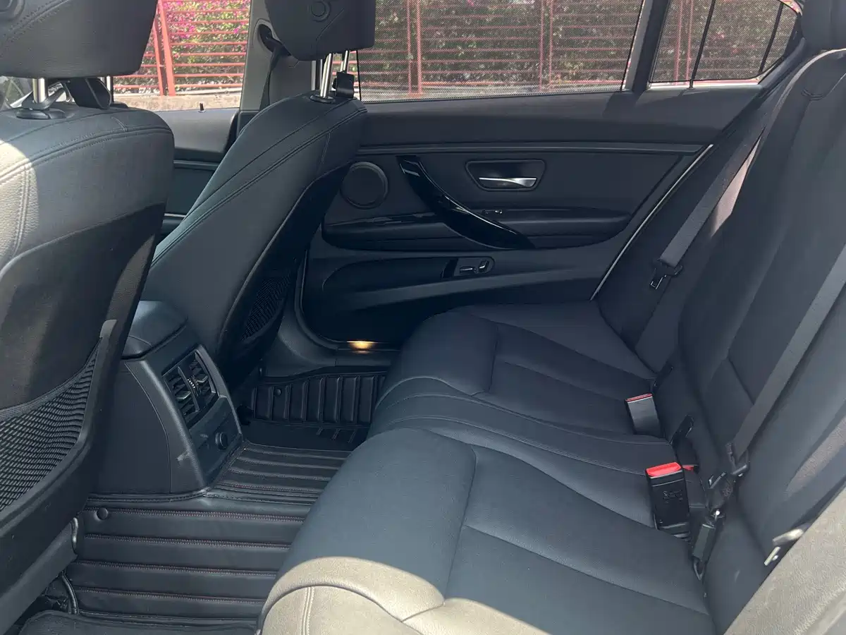 BMW 3 Series 2018 320Li Fashion Style фото 10