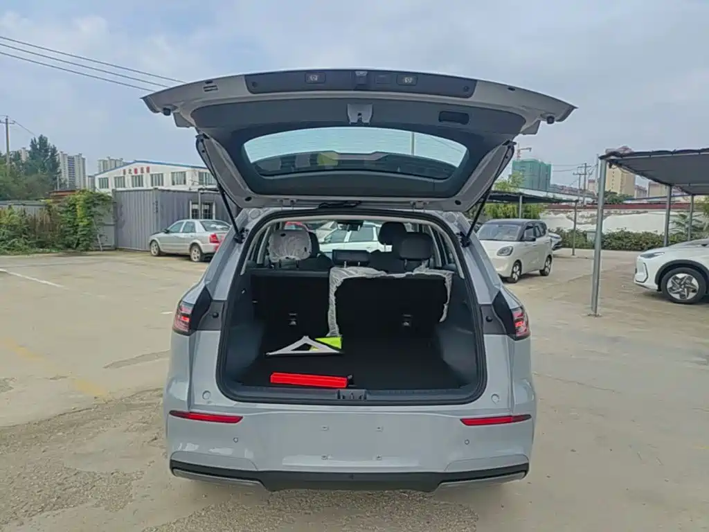 Geely Galaxy Galaxy E5 2026 2026 530km Voyager Edition