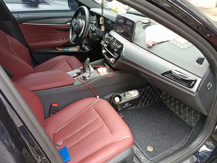 BMW 5 Series 2022 Model Second Facelift 530Li Leading M Sport Package фото 8