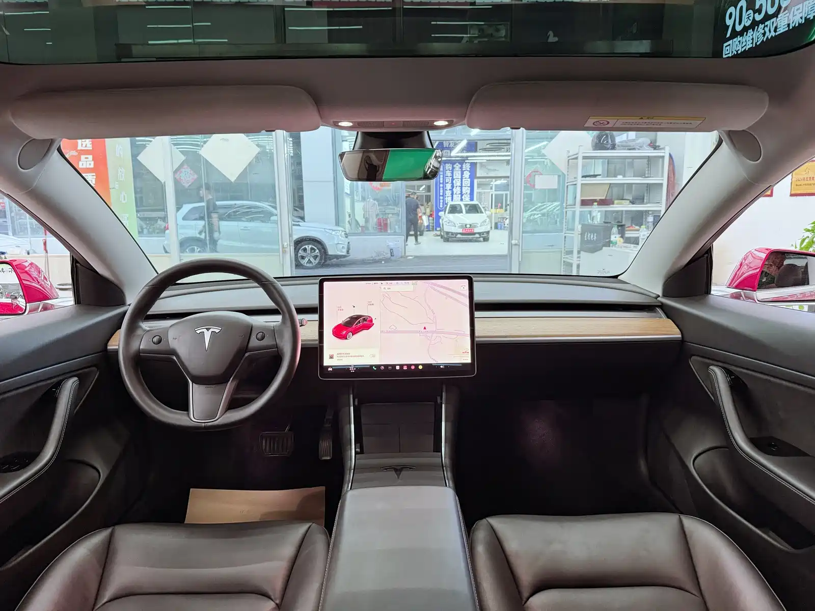 Photo 10 - Tesla Model 3