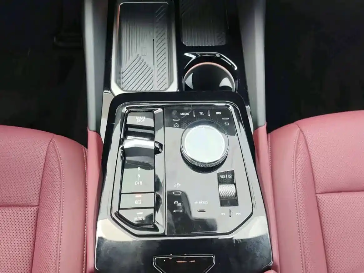 BMW i5 2026 2025 eDrive 40L M Sport Package