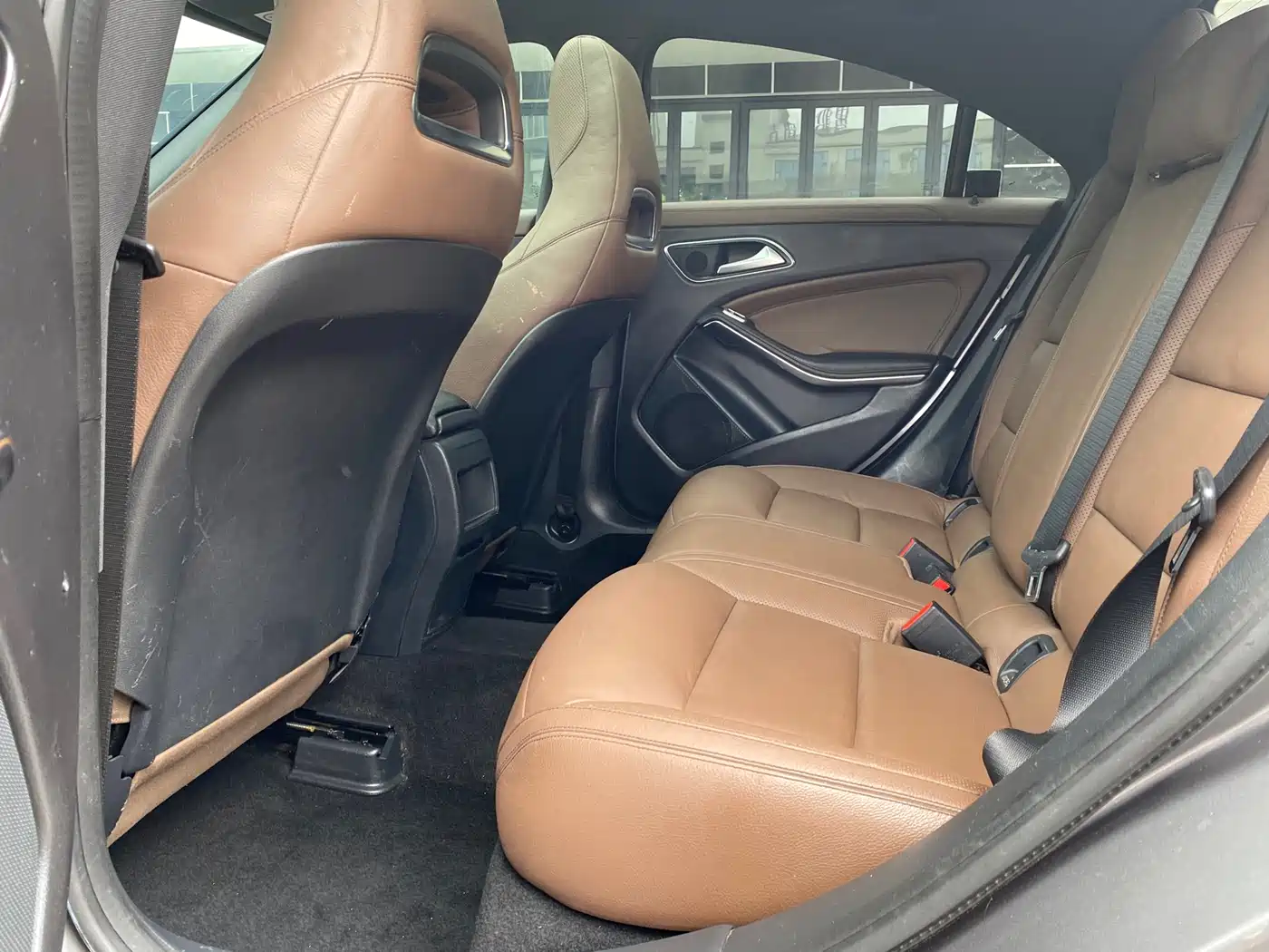 Mercedes-Benz CLA (Import) 2016 Facelift CLA 260 4MATIC фото 12