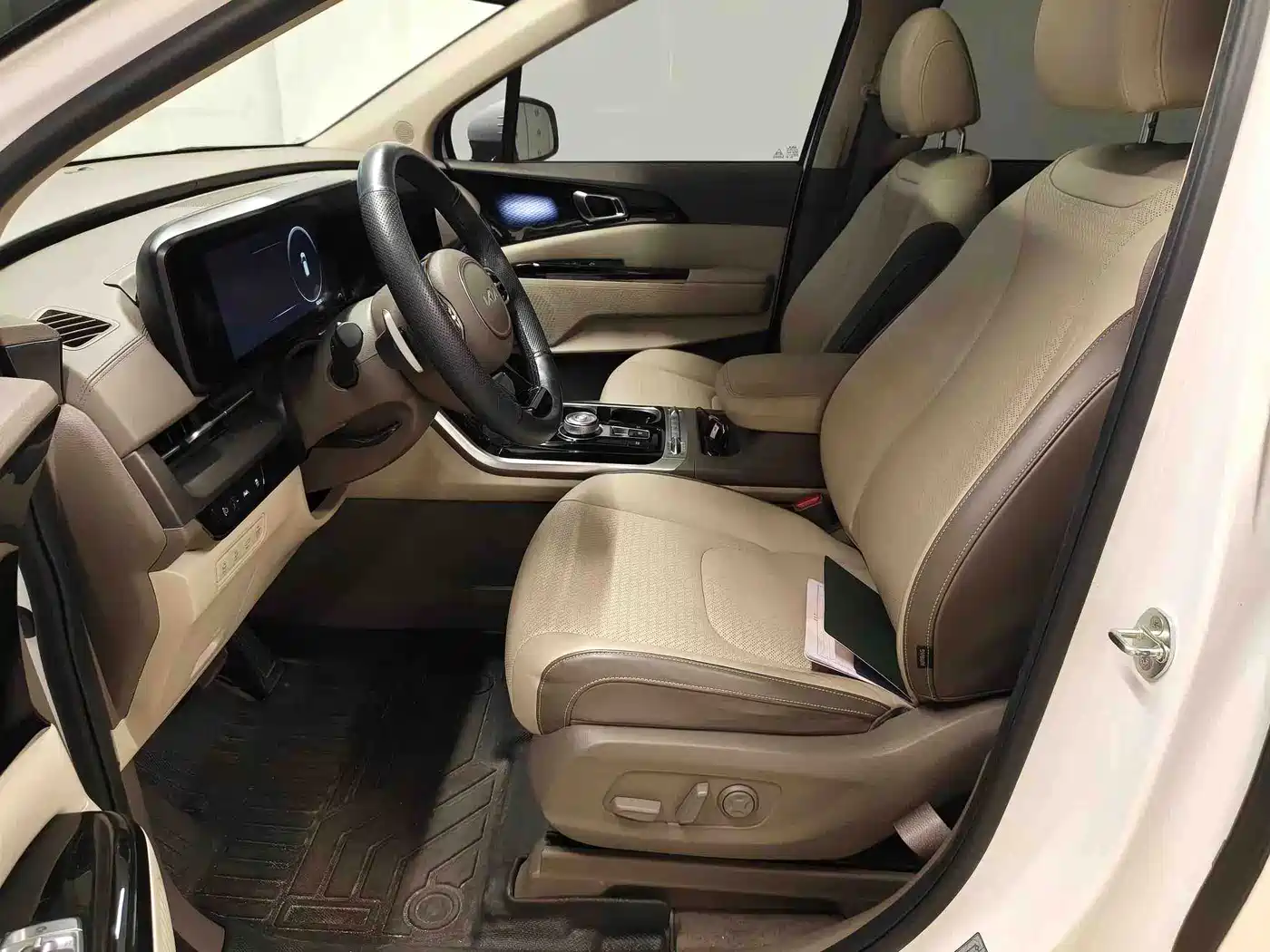 Kia Carnival 2022 2021 2.0T Flagship Edition
