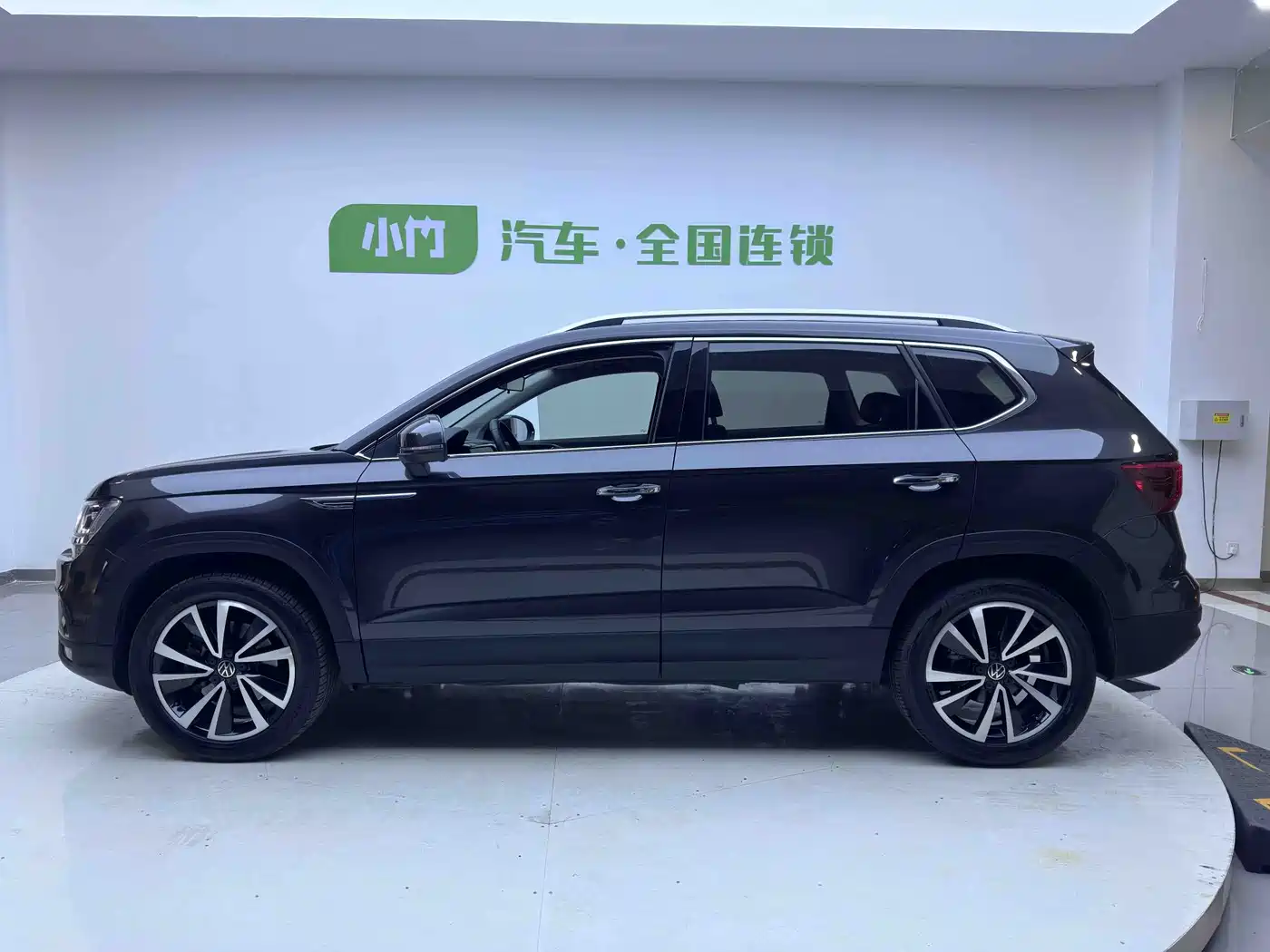 VOLKSWAGEN TUYUE