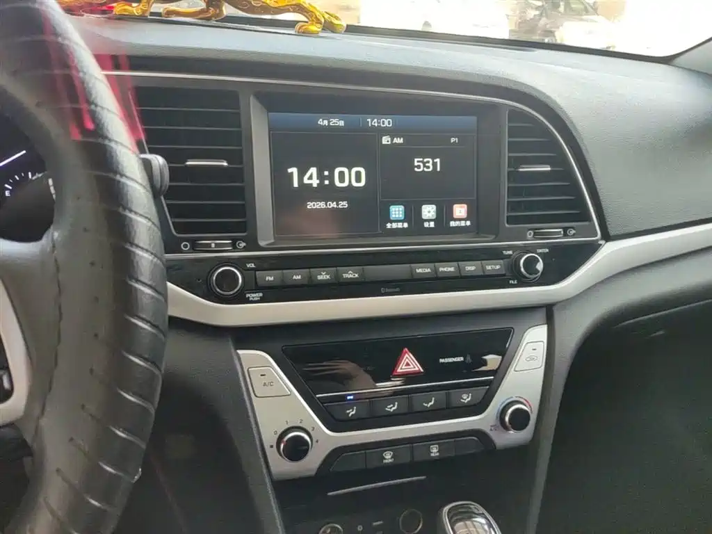Hyundai Elantra 2016 Model 1.6L Automatic Smart Elite фото 13
