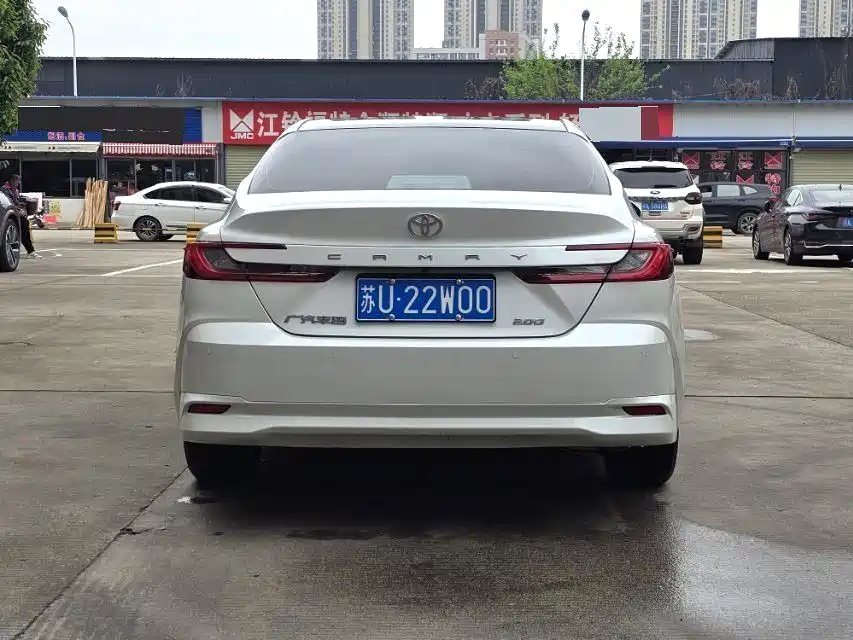 Toyota Camry 2024 2.0G Premium Edition фото 7