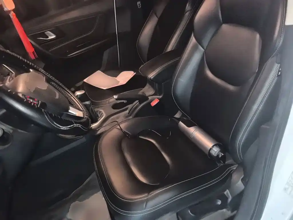 Besturn X40 2018 2018 Internet Celebrity Edition 1.6L Manual Smart Connect