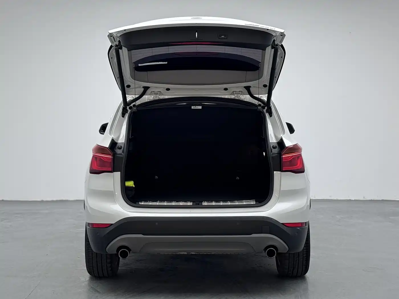 BMW X1 2018 sDrive20Li Leading Model фото 18