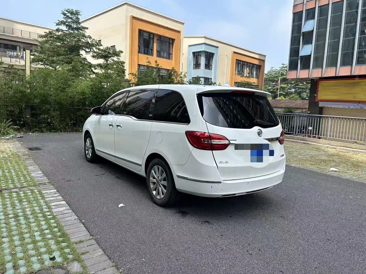 Buick GL8 2014 2.4L LT Luxury Business Executive фото 6