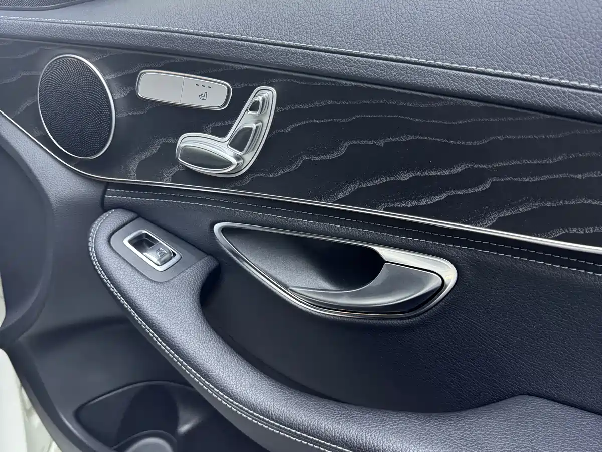Mercedes-Benz C-Class 2020 Facelift C 260 L Sport фото 11