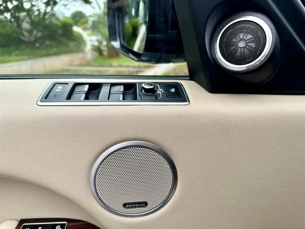 Land Rover Range Rover 2015 3.0 SC V6 Vogue фото 20