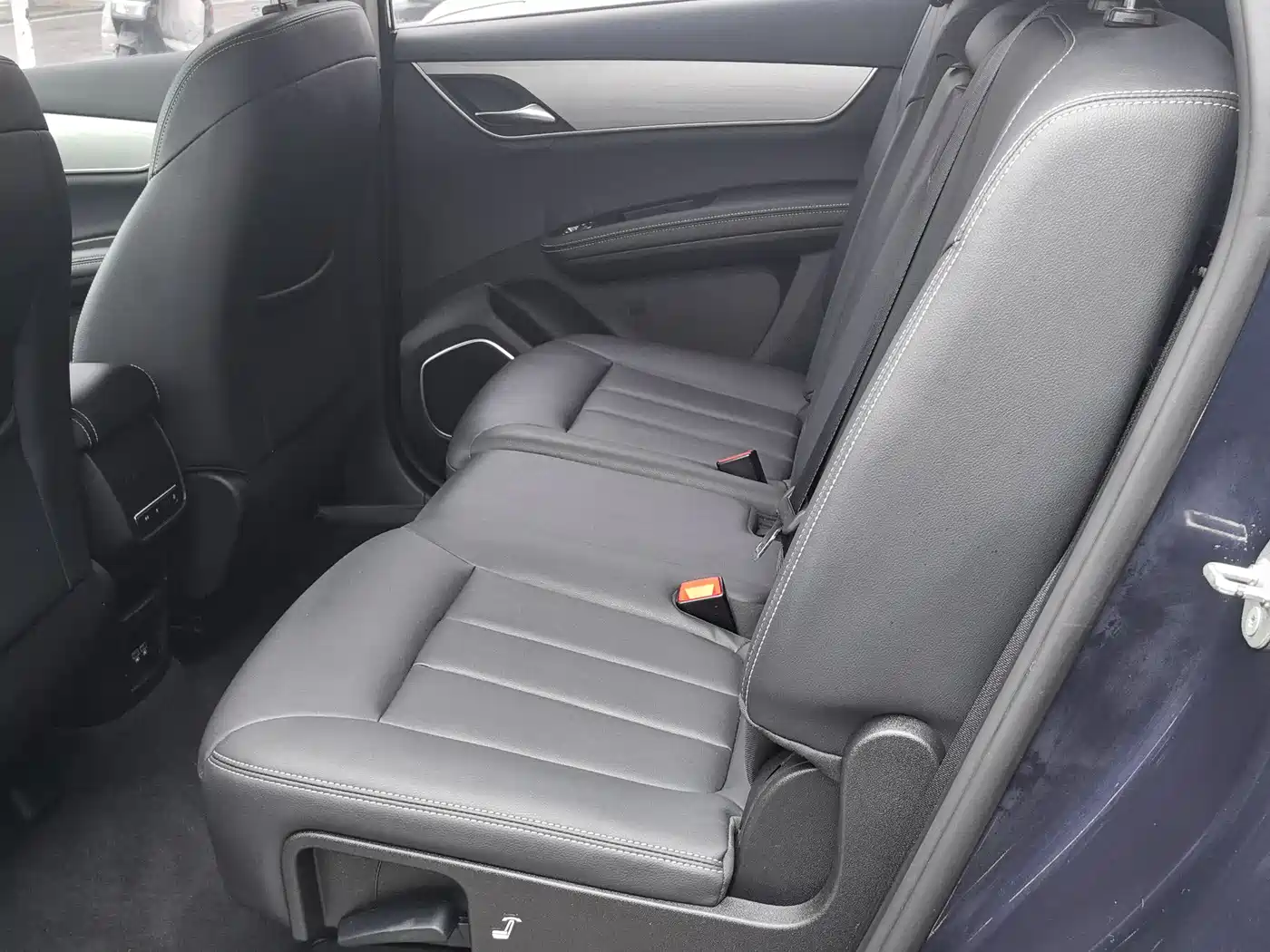 BYD Song MAX 2021 Upgrade 1.5T Automatic Luxury Edition 7-Seater фото 7