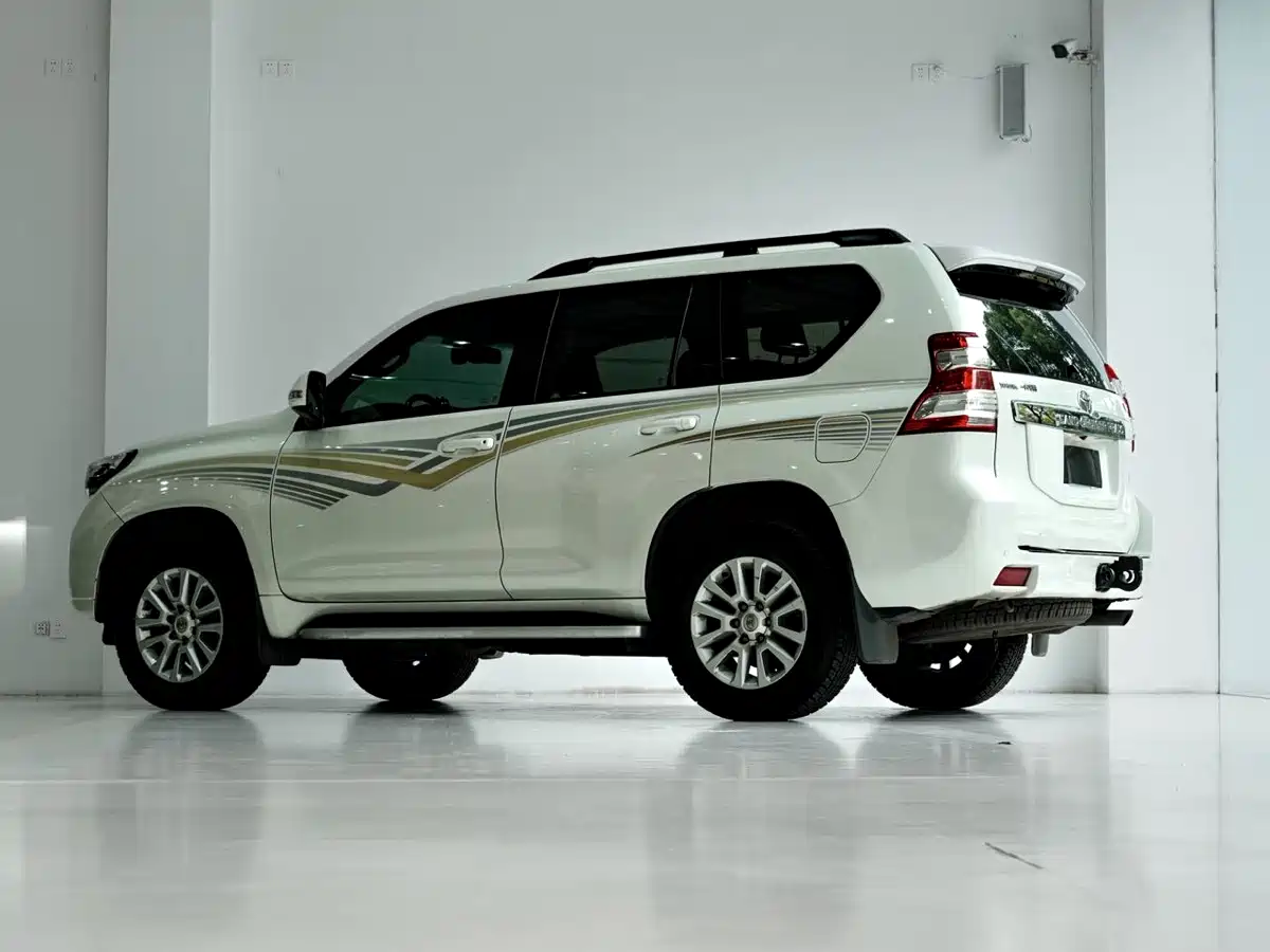 Toyota Prado 2016 3.5L Auto VX NAVI фото 5