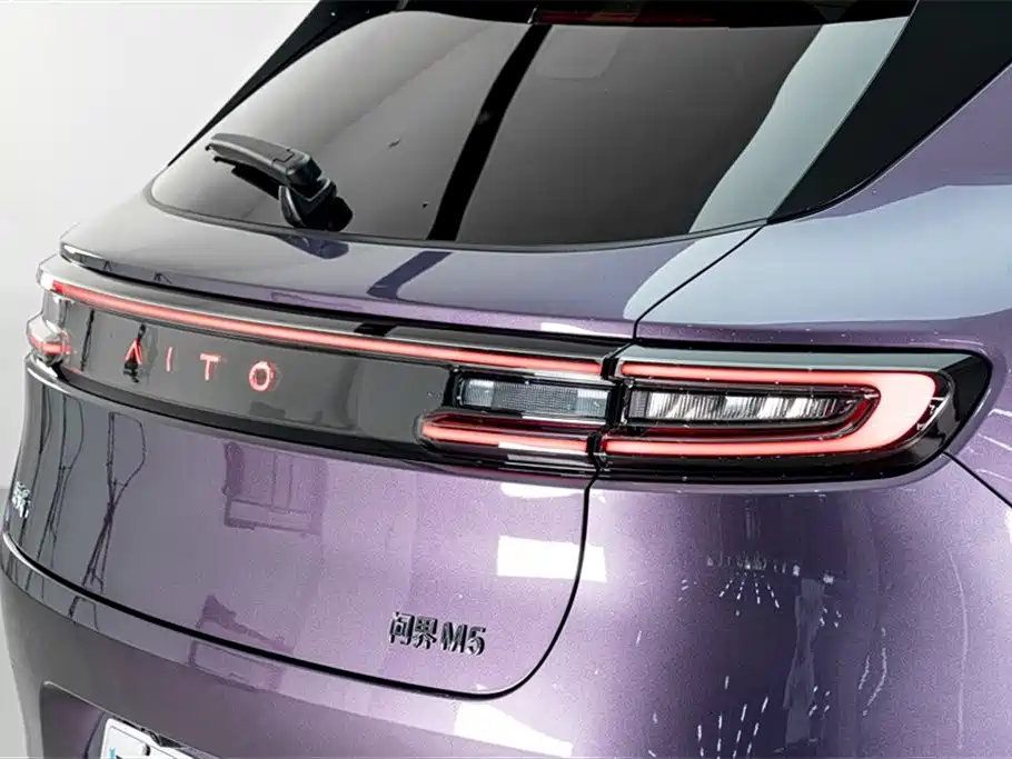 AITO Wenjie AITO M5 2025 Extended Range Ultra AWD фото 8
