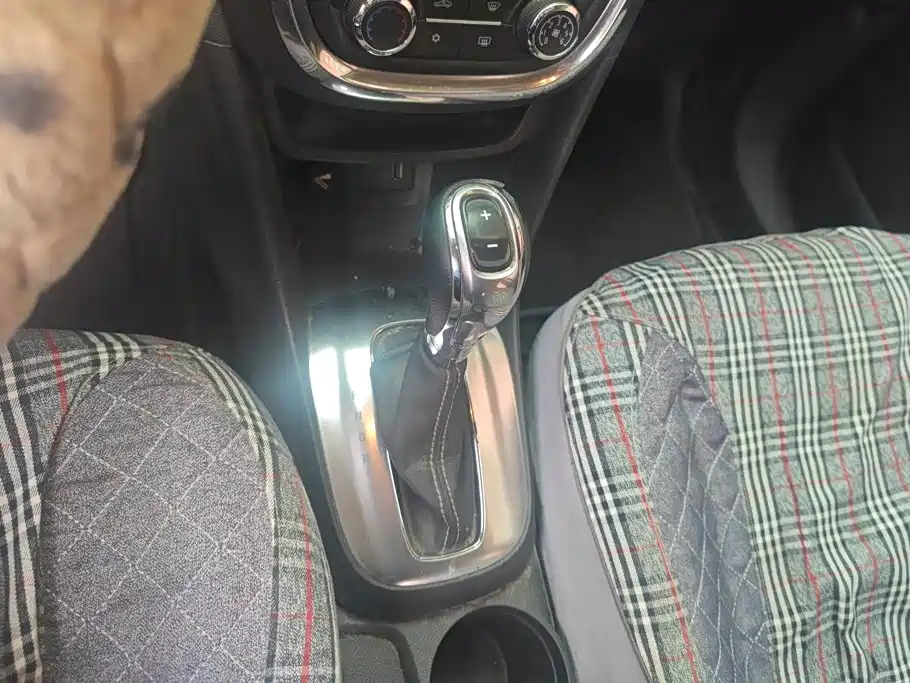 Buick Encore 2014 2014 1.4T Automatic 2WD Urban Elite