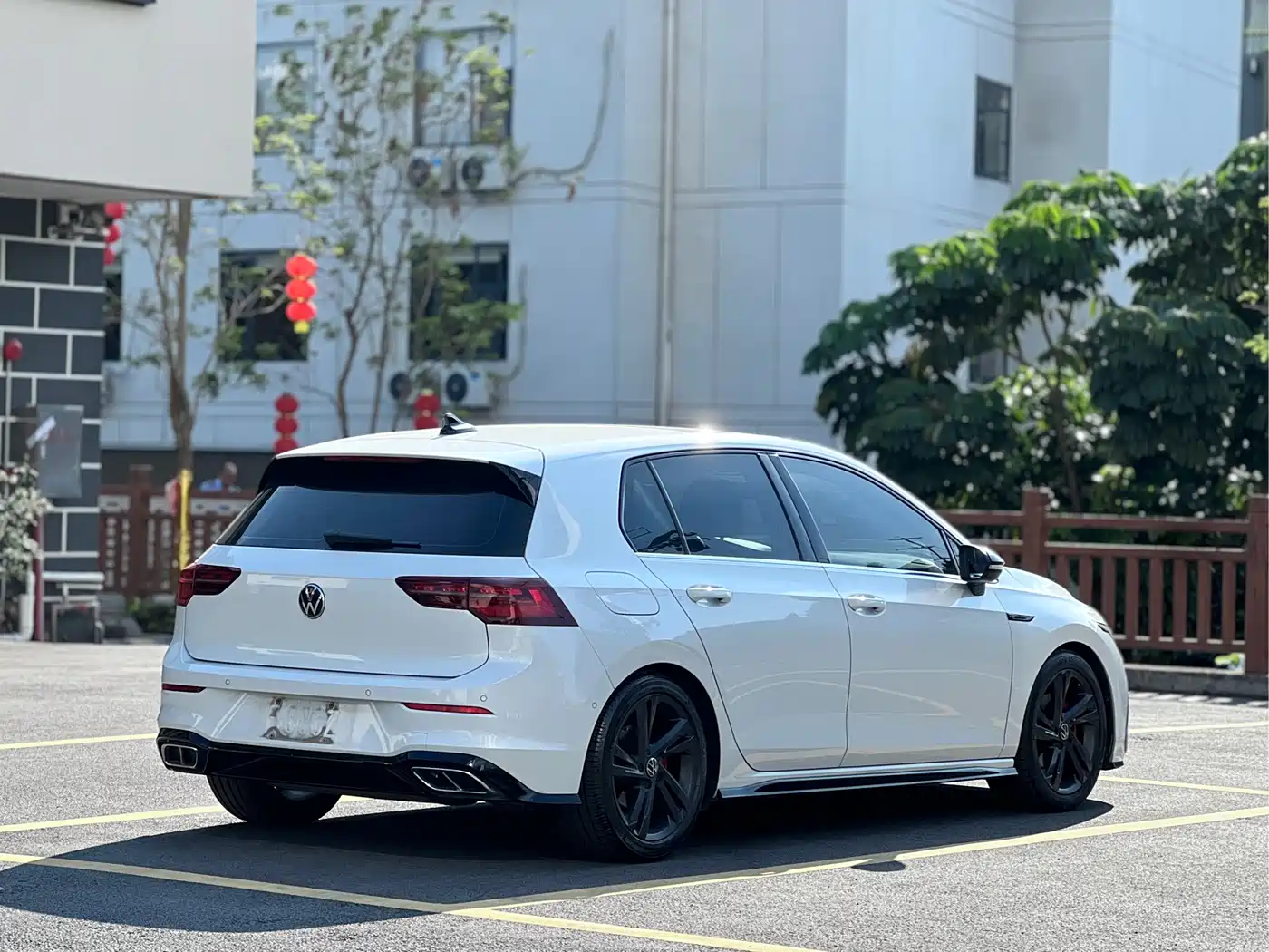 Volkswagen Golf 2023 Model 280TSI DSG R-Line фото 14