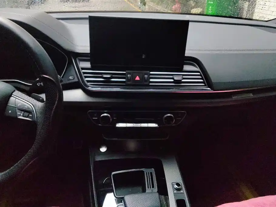 Audi Q5L 2024 Model 45 TFSI Luxury Dynamic фото 13