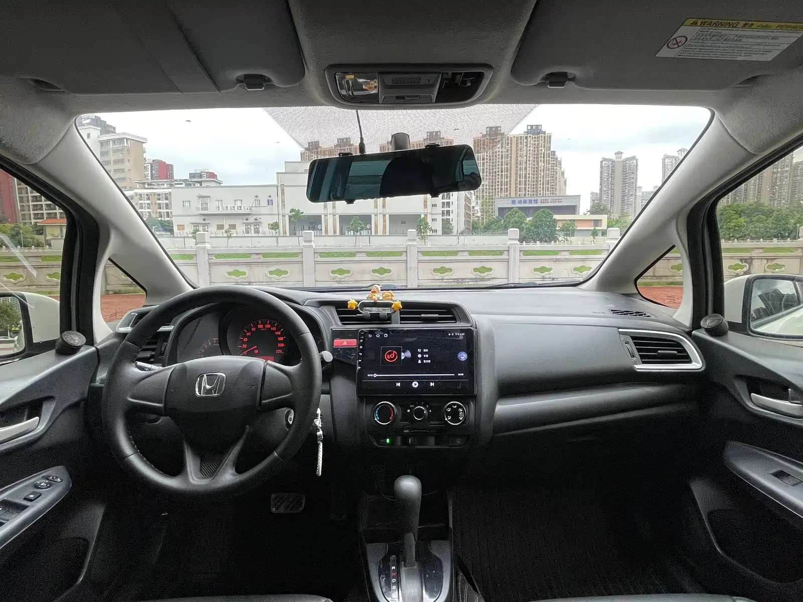 Фото 9 - Honda Fit