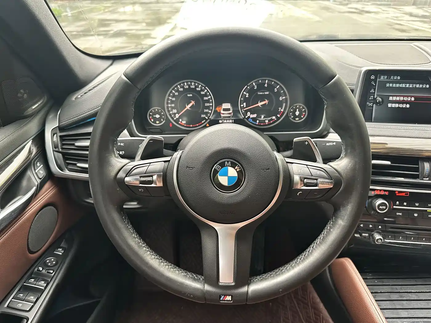 Photo 7 - BMW X6