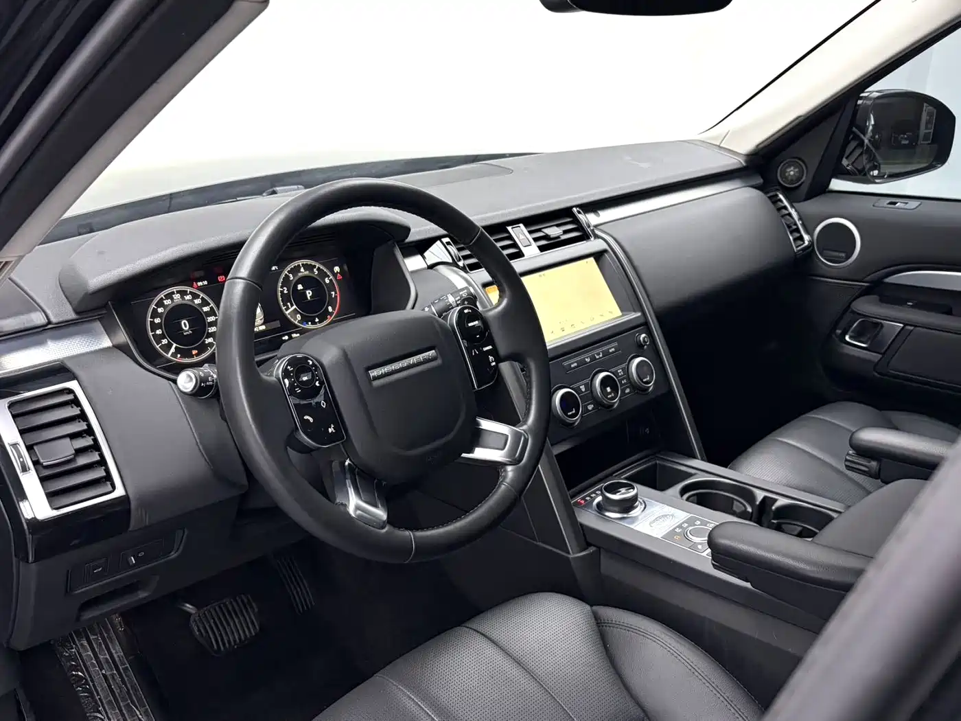 Land Rover Discovery 2020 3.0 SC V6 30th Anniversary Special Edition фото 4