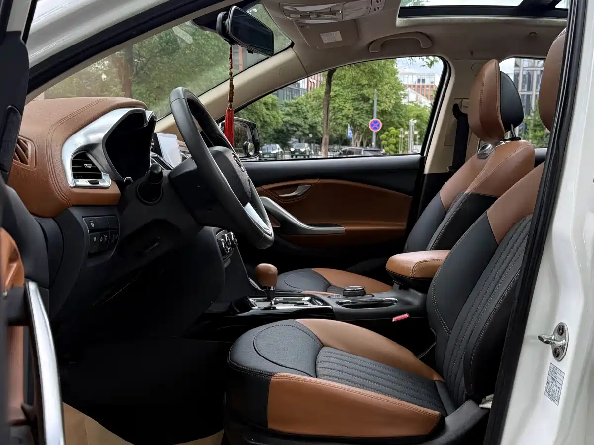 Soueast DX7 2016 2017 1.5T Automatic Luxury