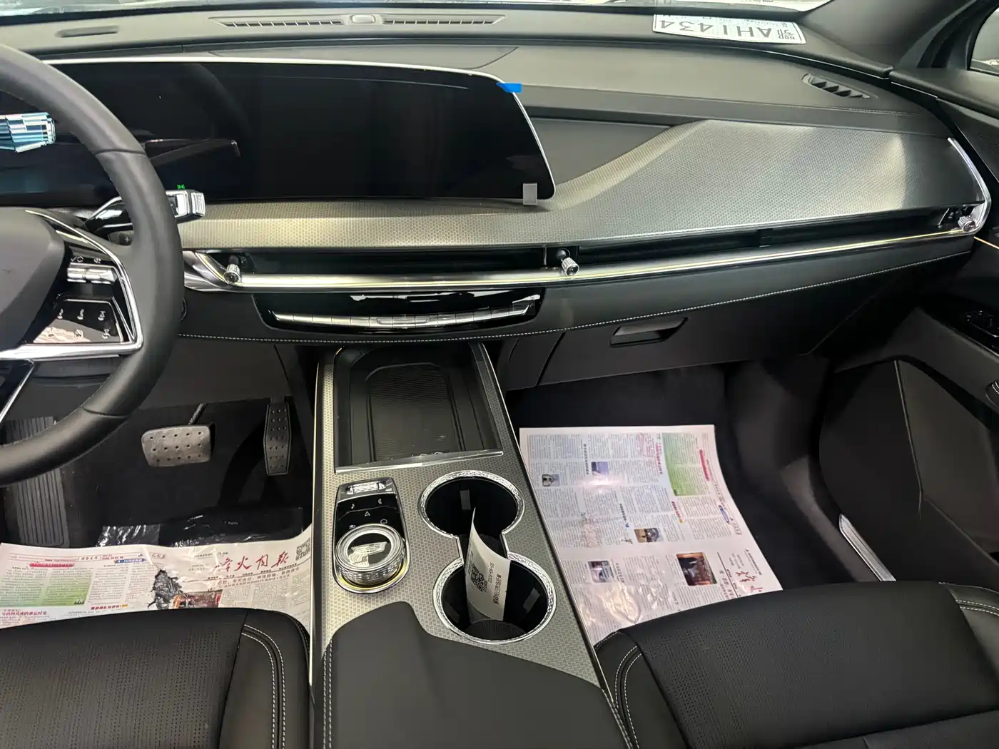 Cadillac XT5 2025 2.0T Luxury фото 9