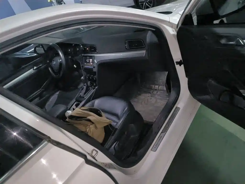 Volkswagen Lamando 2018 280TSI DSG Comfort Edition фото 22