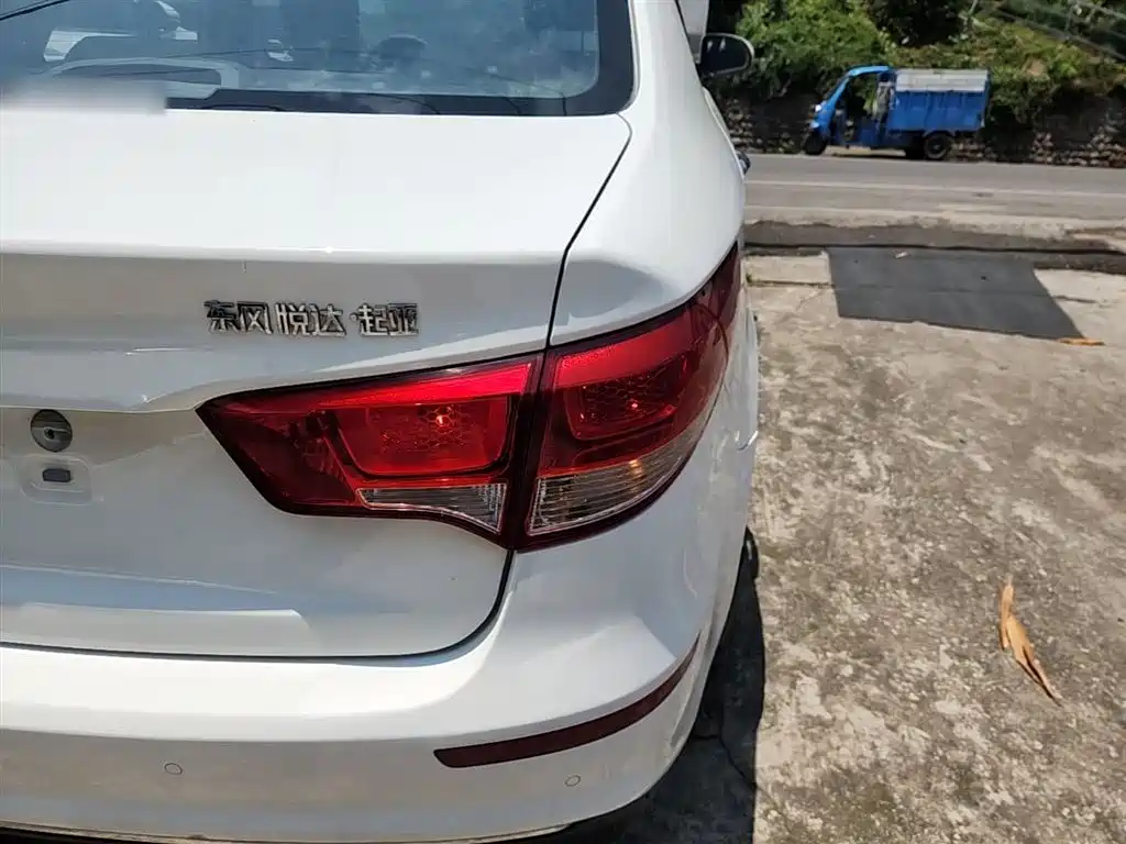 Kia K2 2015 Sedan 1.4L AT GLS фото 8