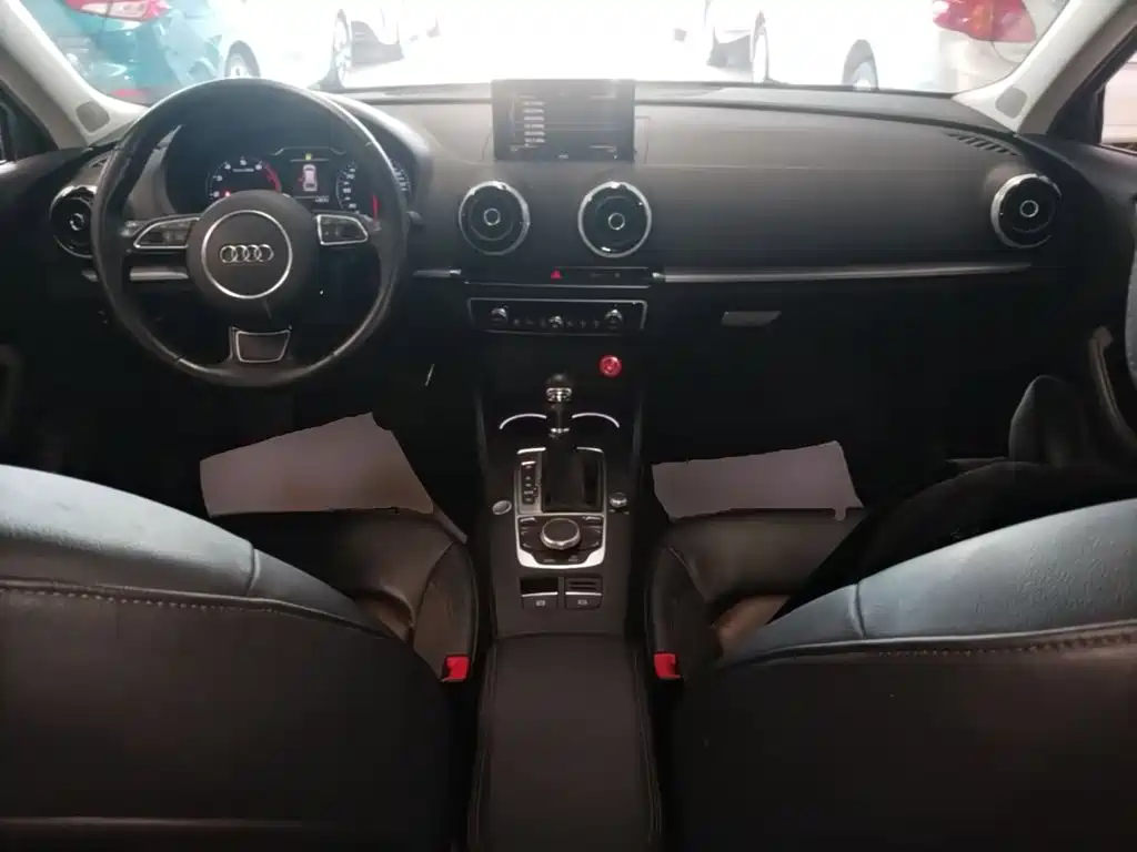 Фото 10 - Audi A3