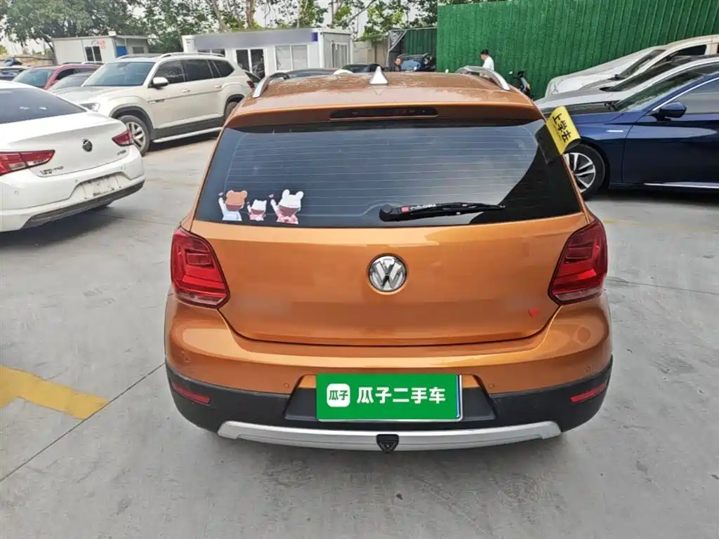 Volkswagen Polo 2018 1.5L Cross Polo Auto фото 6