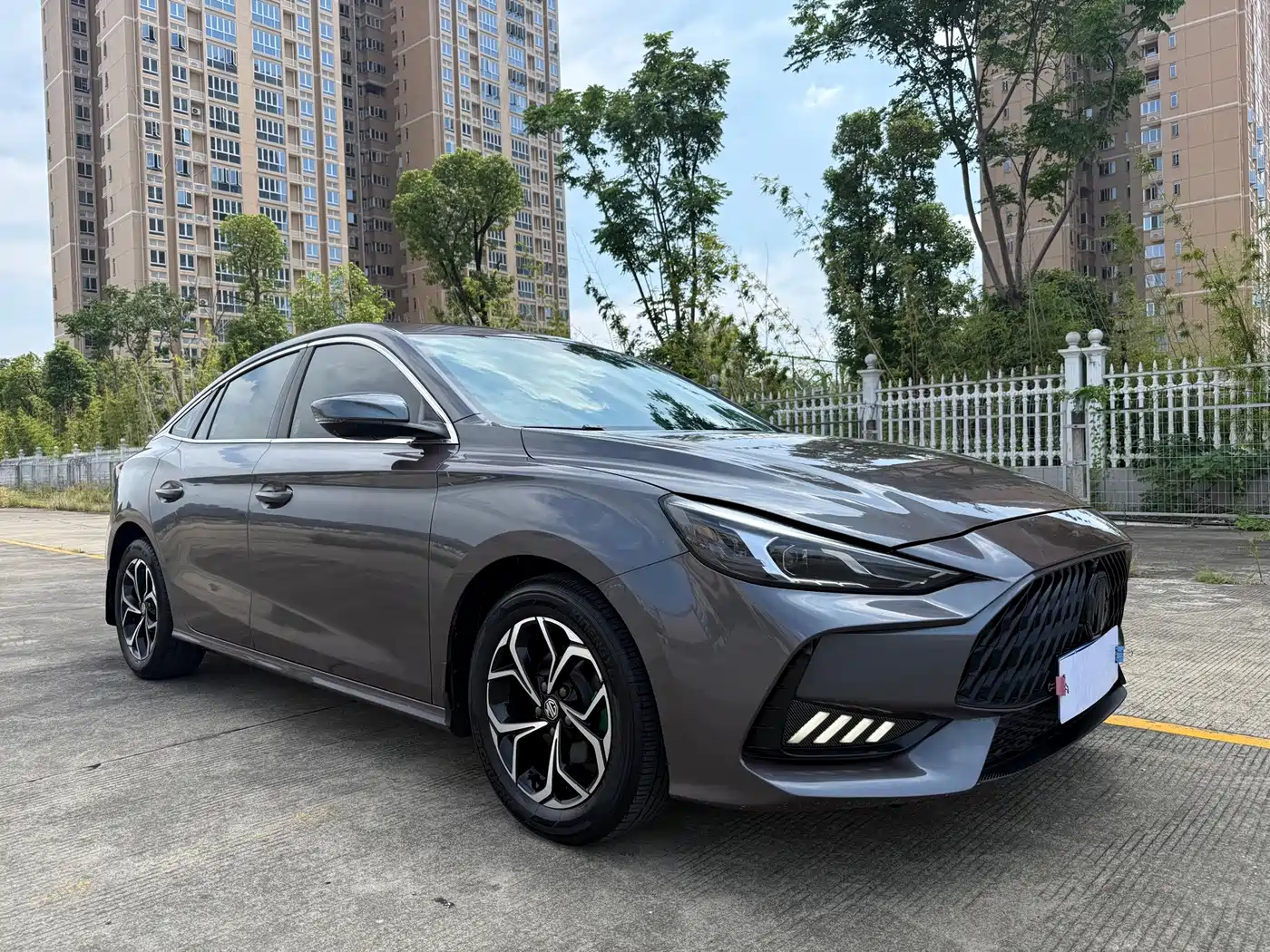 MG MG5 2021 2021 Model 180DVVT CVT Youth Luxury Edition