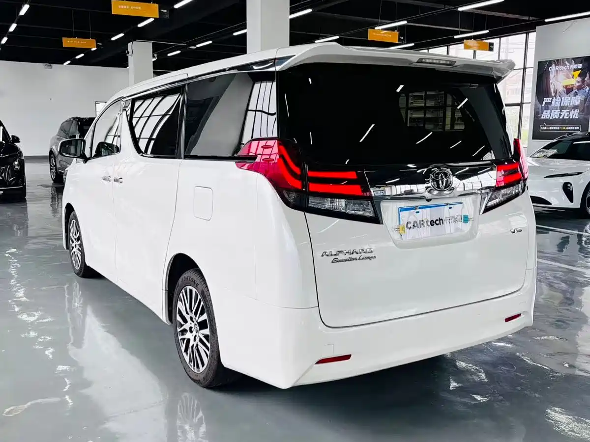 Toyota Alphard 2015 3.5L Premium Edition фото 8