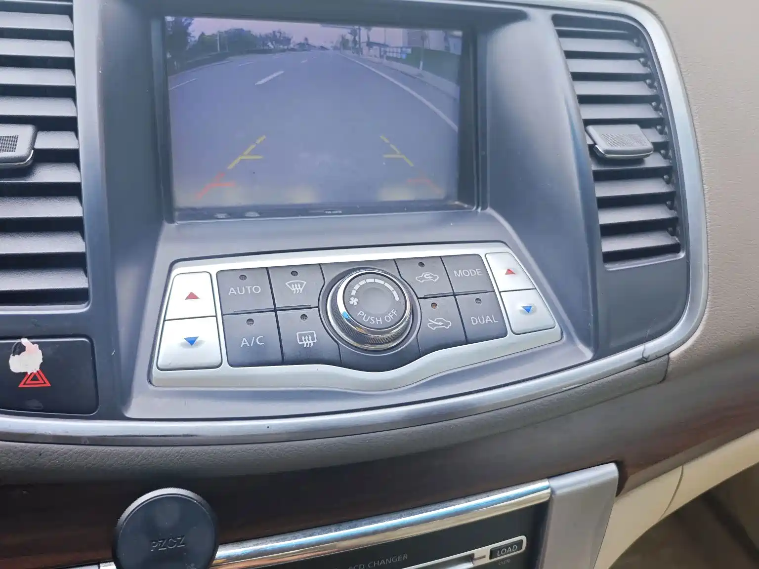 Photo 13 - Nissan Teana