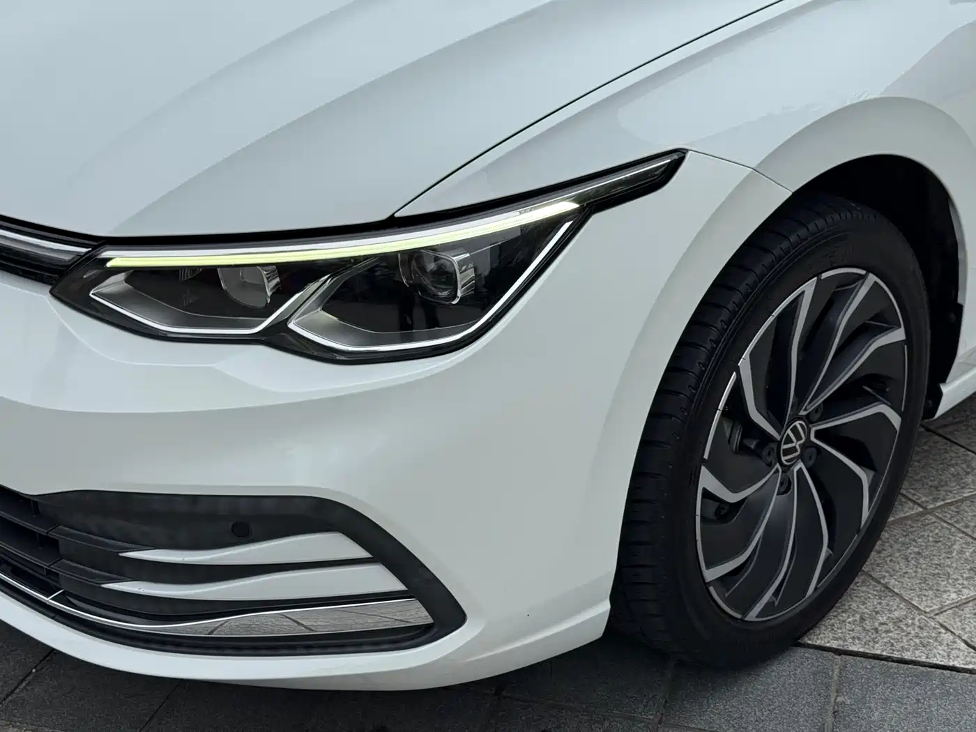Volkswagen Golf 2021 280TSI DSG 30th Anniversary Edition фото 9