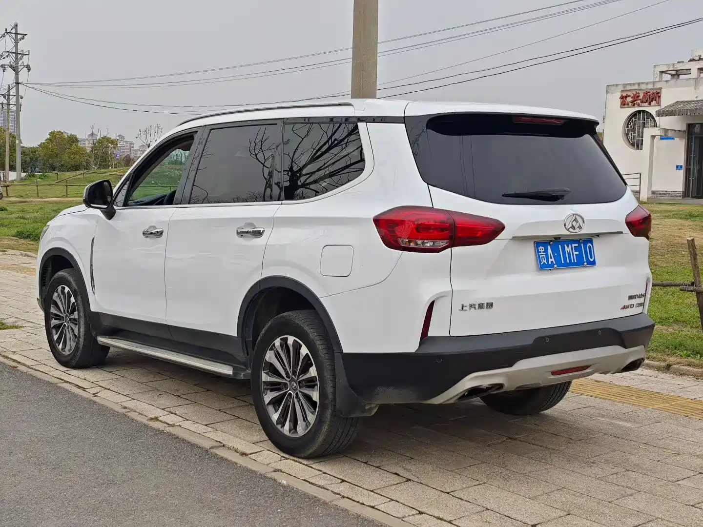Фото 9 - Maxus D90