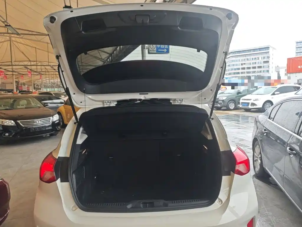 Ford Focus Active 2019 2020 EcoBoost 180 Auto Trendy Edition