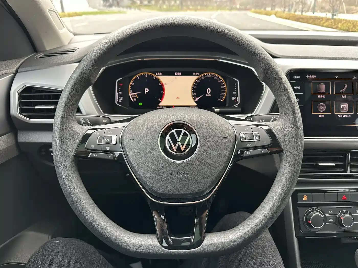 VOLKSWAGEN TU KAI