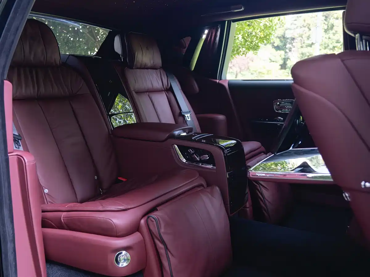 Rolls-Royce Phantom 2020 2018 6.7T Long Wheelbase Version