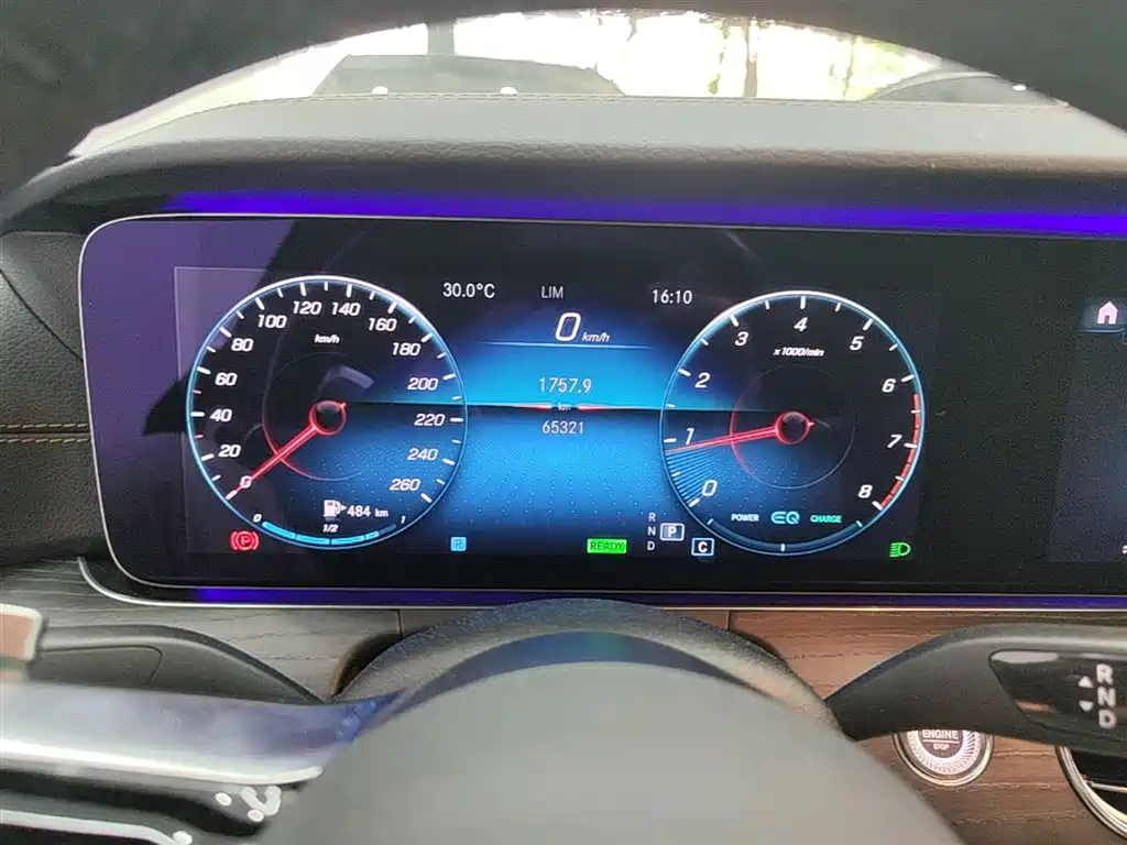 Mercedes-Benz E-Class 2021 E 260 L Sport фото 12