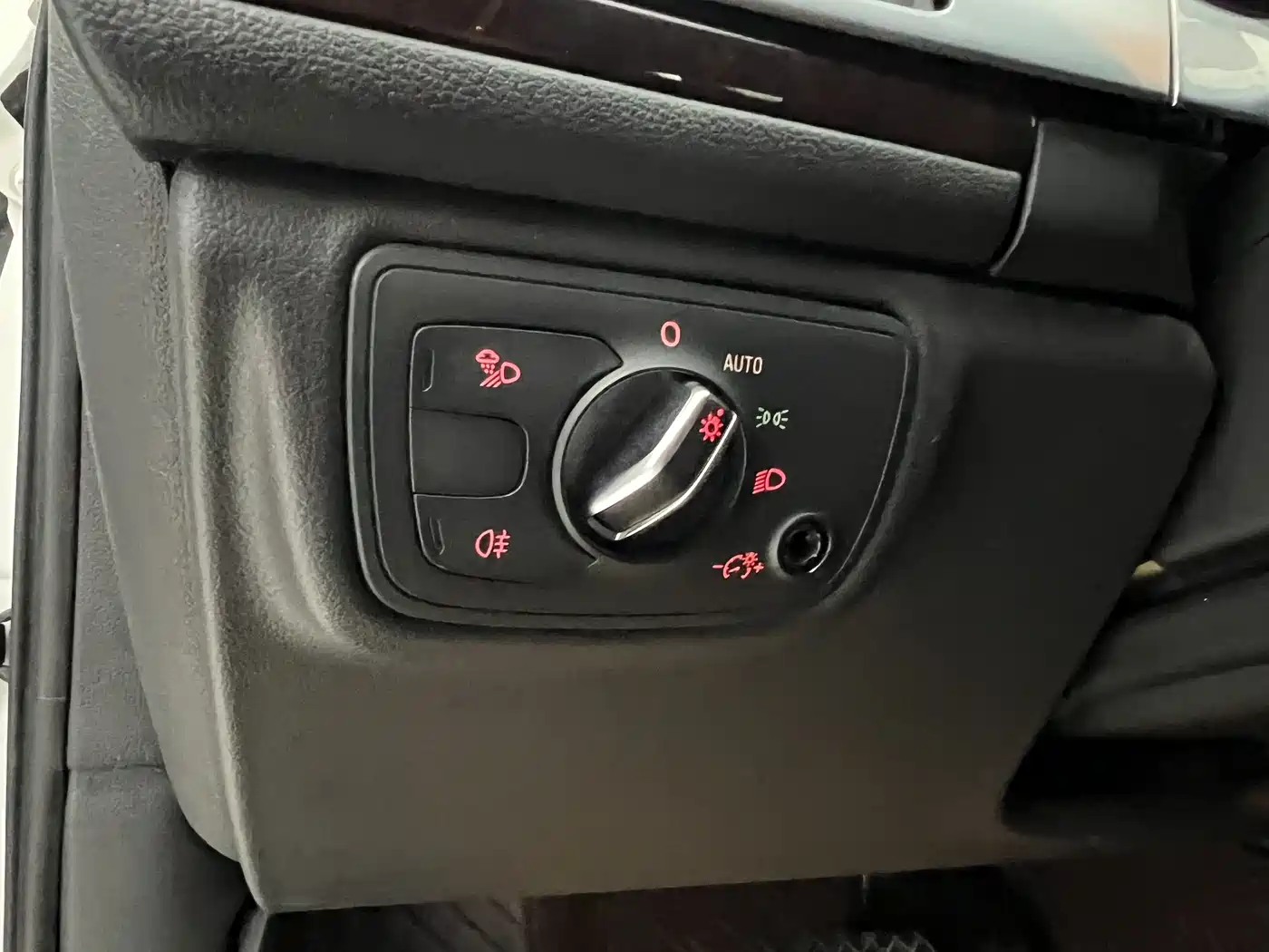 Фото 16 - Audi A6L