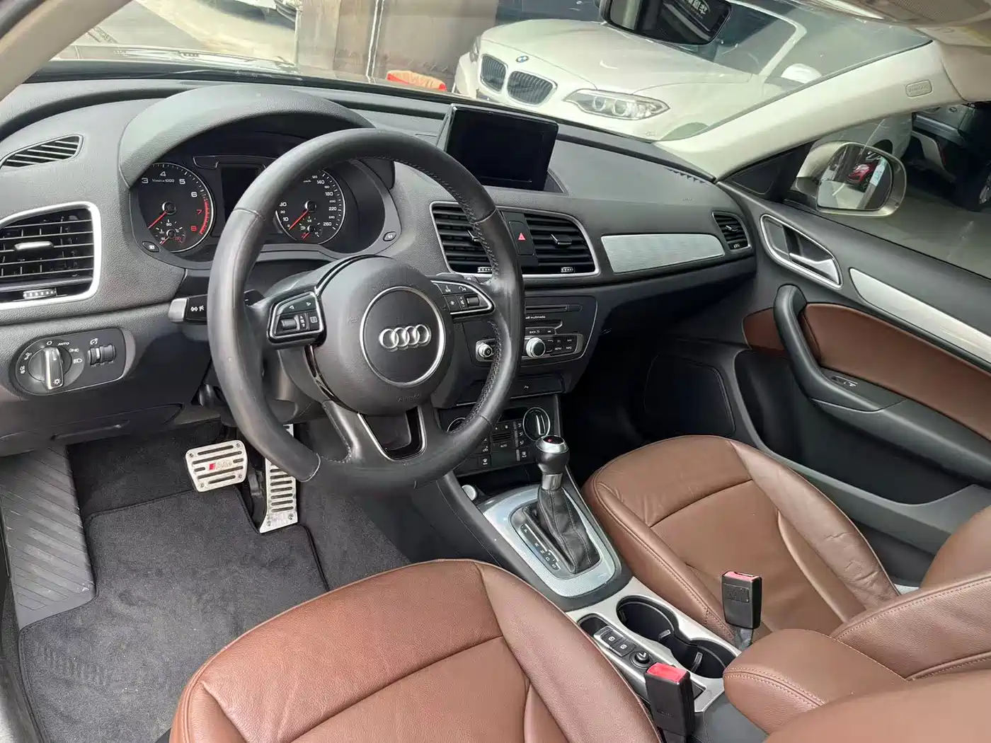 Audi Q3 2016 35 TFSI Fashion фото 2