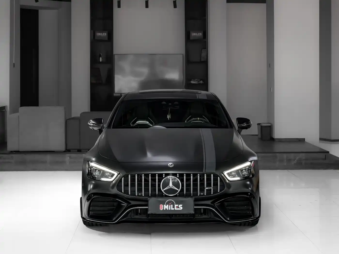 صورة 2 - Mercedes-Benz AMG GT