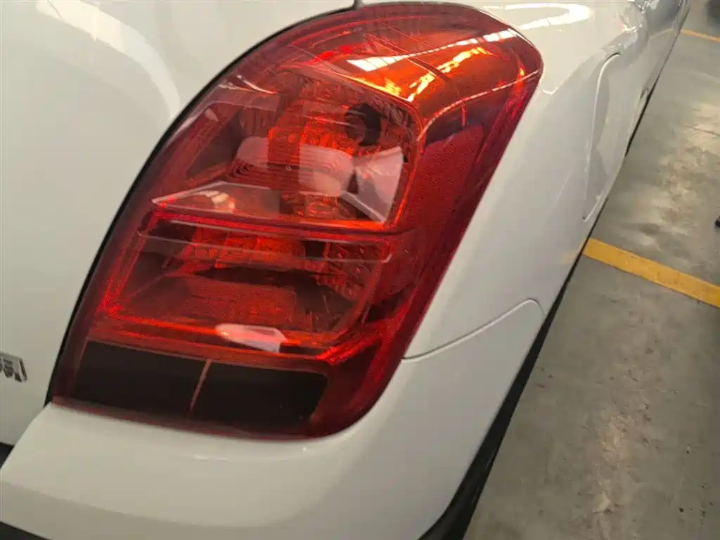 Chevrolet Trax 2014 1.4T Automatic 2WD Comfort фото 8