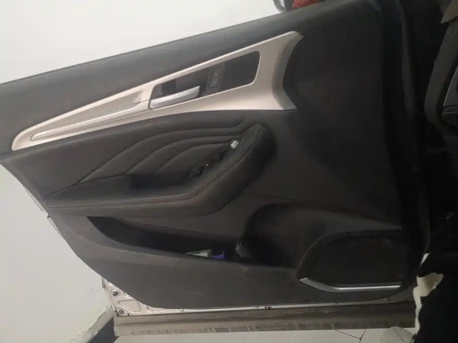 Фото 7 - Haval F7
